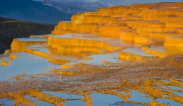 Badab-e Surt