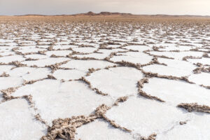 Salzsee in der Maranjab Wüste